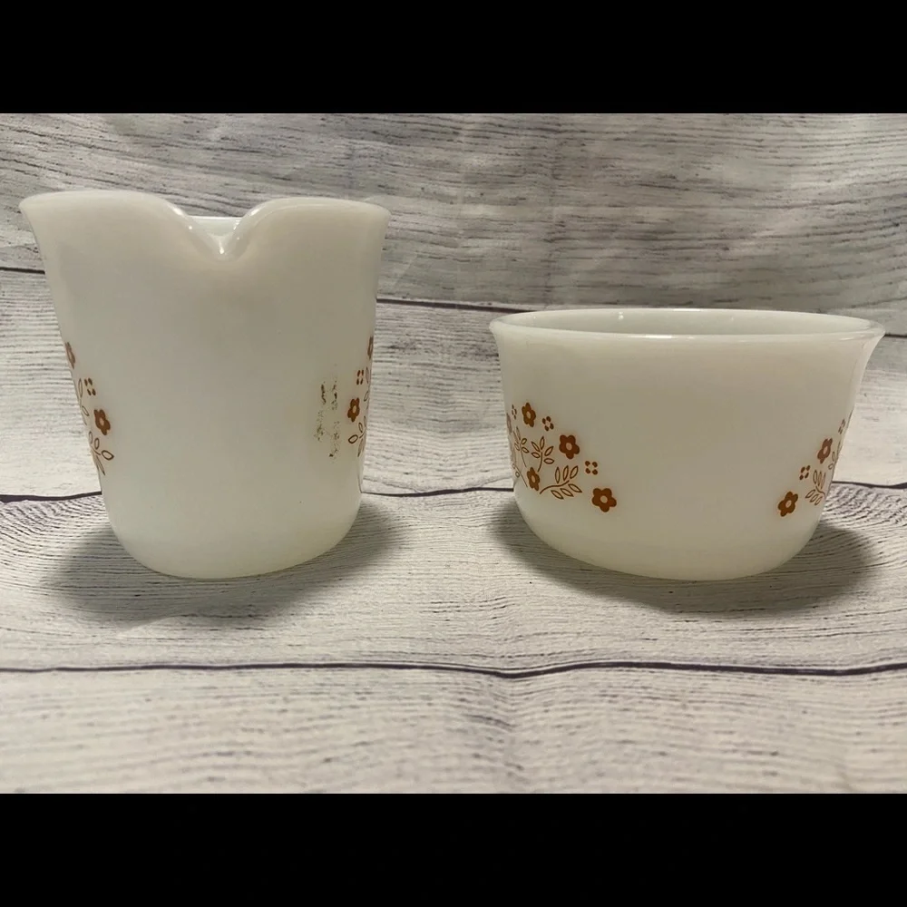 Pyrex Corning Summer Impressions CreamerSugar Bowl